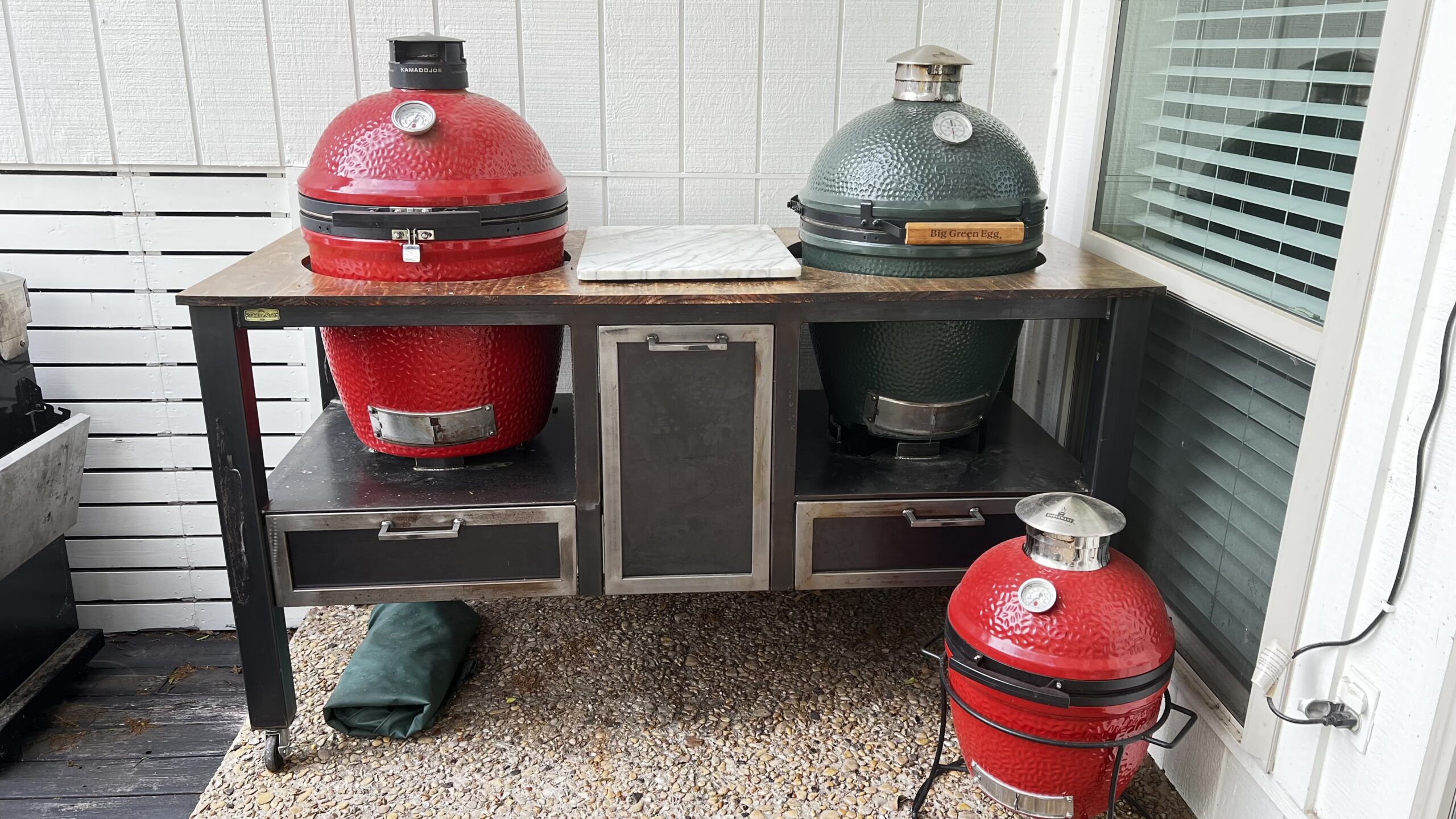 Deluxe built fabrication metal fabricated Green egg smoker table